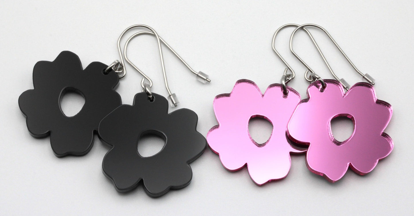 BlackPink akryyli korvakorut