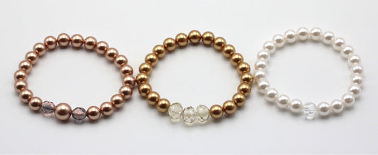 CrystalPearls helmirannekorut