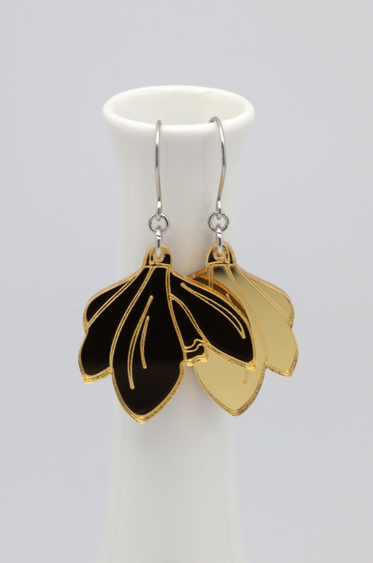 GoldenBeauty peiliakryyli korvakorut