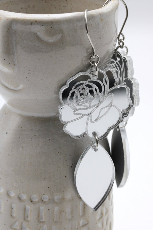 SilverRoses peiliakryyli korvakorut