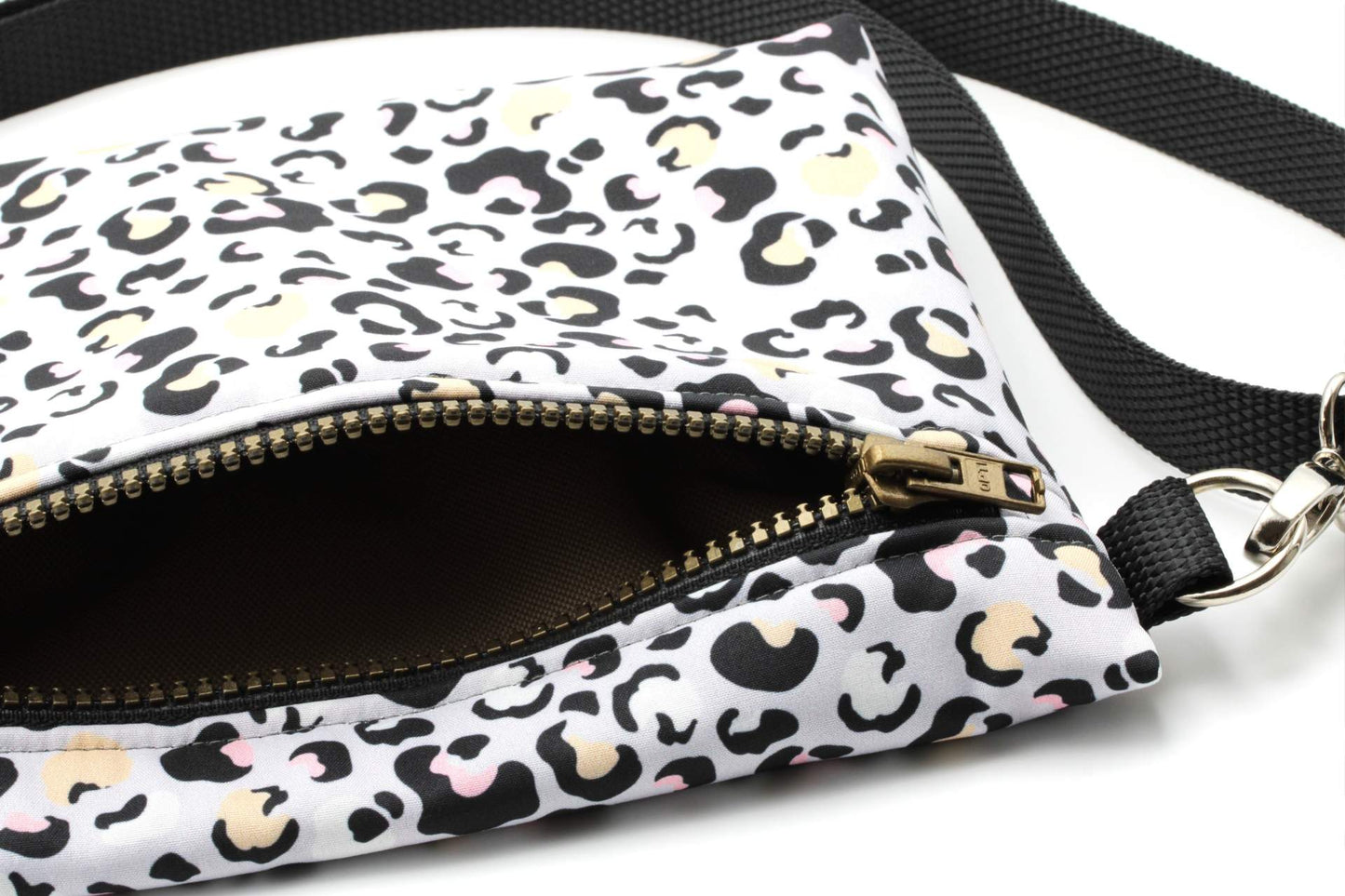 Crossbodylaukku FunkyLeo