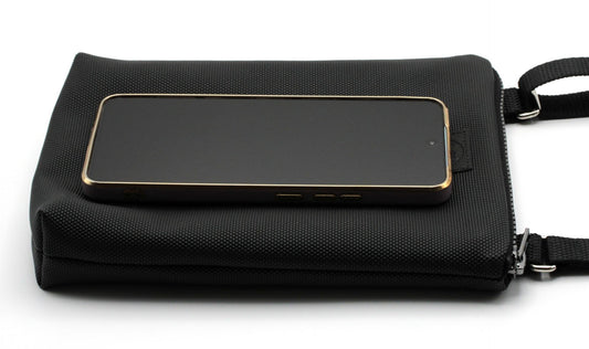 Kännykkälaukku Black