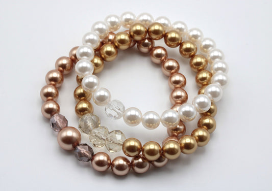 CrystalPearls helmirannekorut