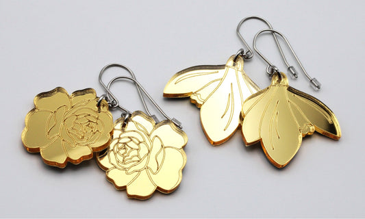 GoldenBeauty peiliakryyli korvakorut