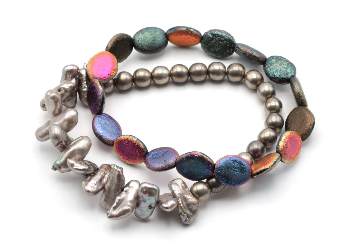 FancyPearls helmirannekorut