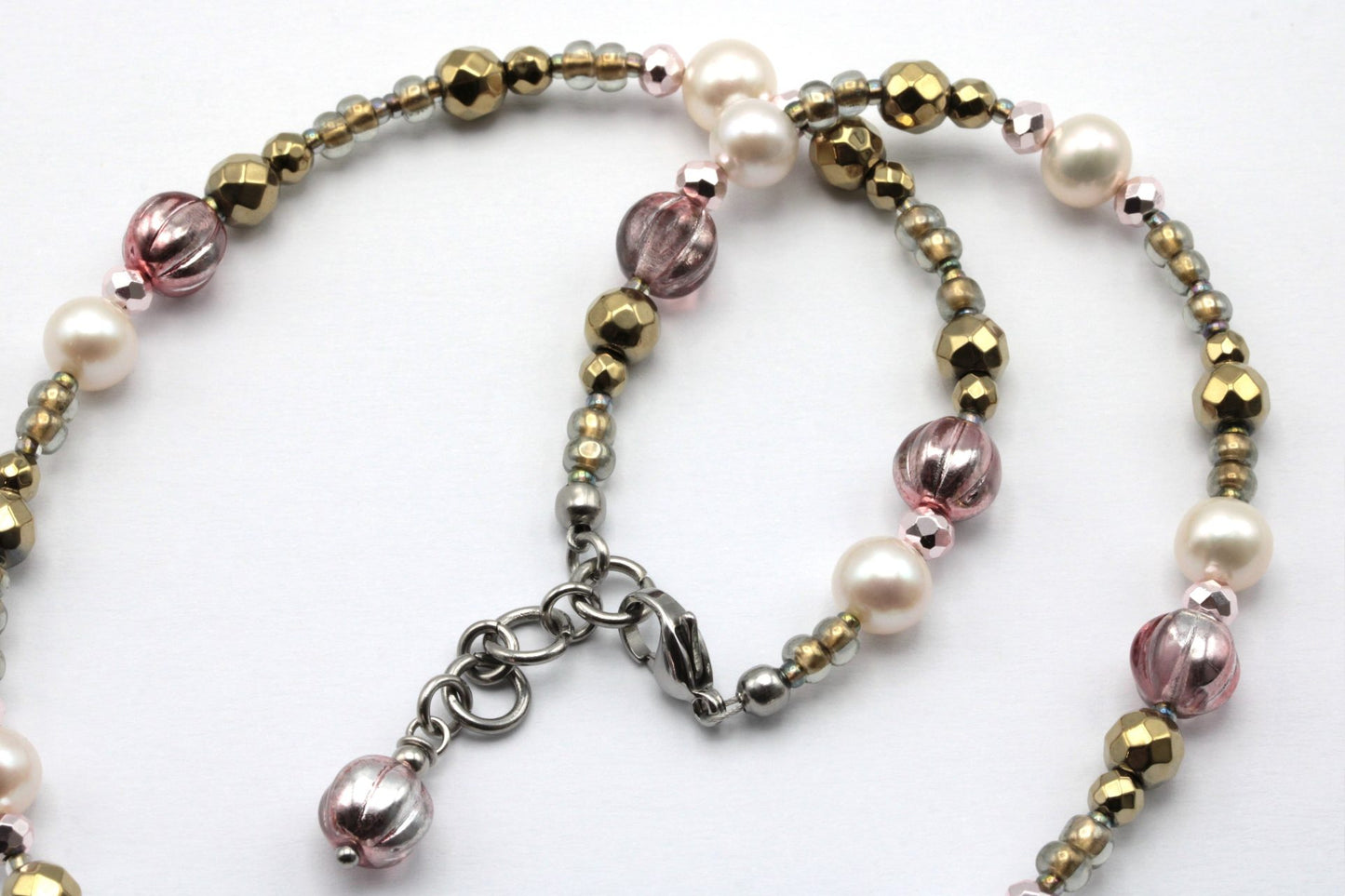 RosyPearls helmikorusetti