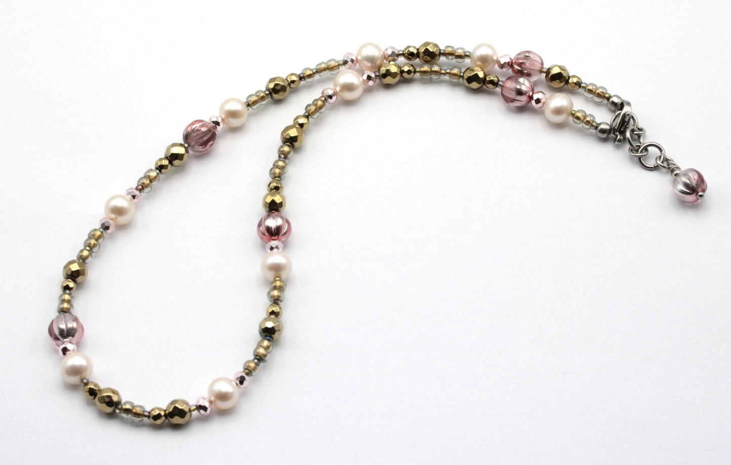 RosyPearls helmikorusetti