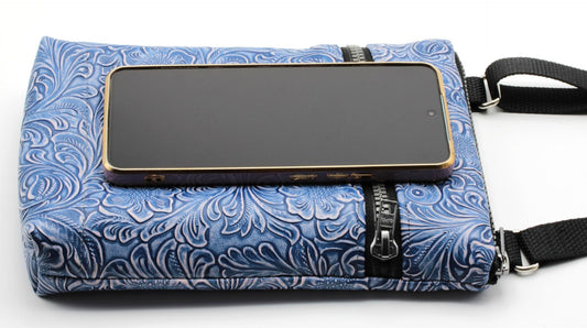 Kännykkälaukku EmbossedBlue